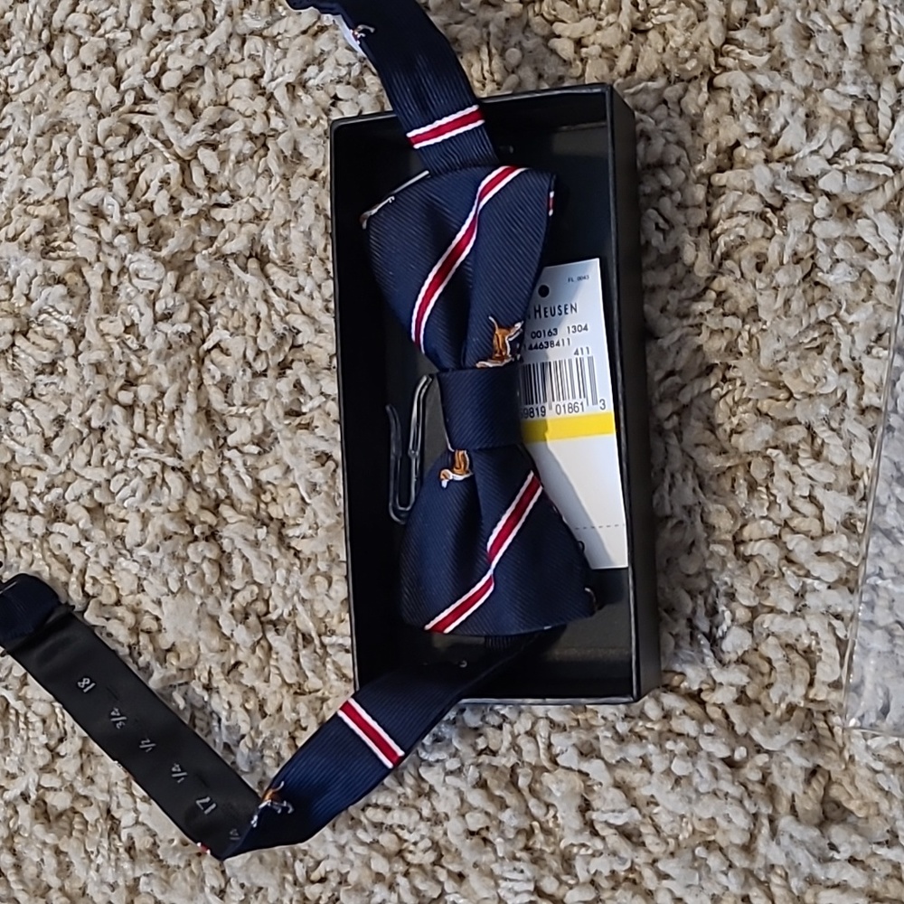 Van Heusen bowtie